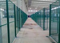 為什么有的框架護(hù)欄網(wǎng)會(huì)增加橫向的中撐邊框？