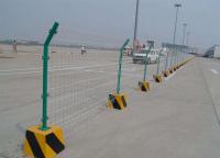 隔離柵網(wǎng)孔一般多大？